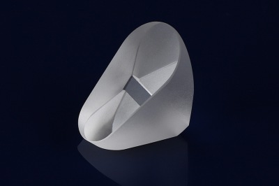 藍寶石玻璃與其他玻璃材料的區(qū)別? 藍寶石玻璃與其他玻璃材料的區(qū)別?