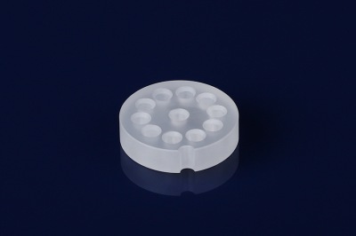 特種藍寶石玻璃加工精度能達到多少？